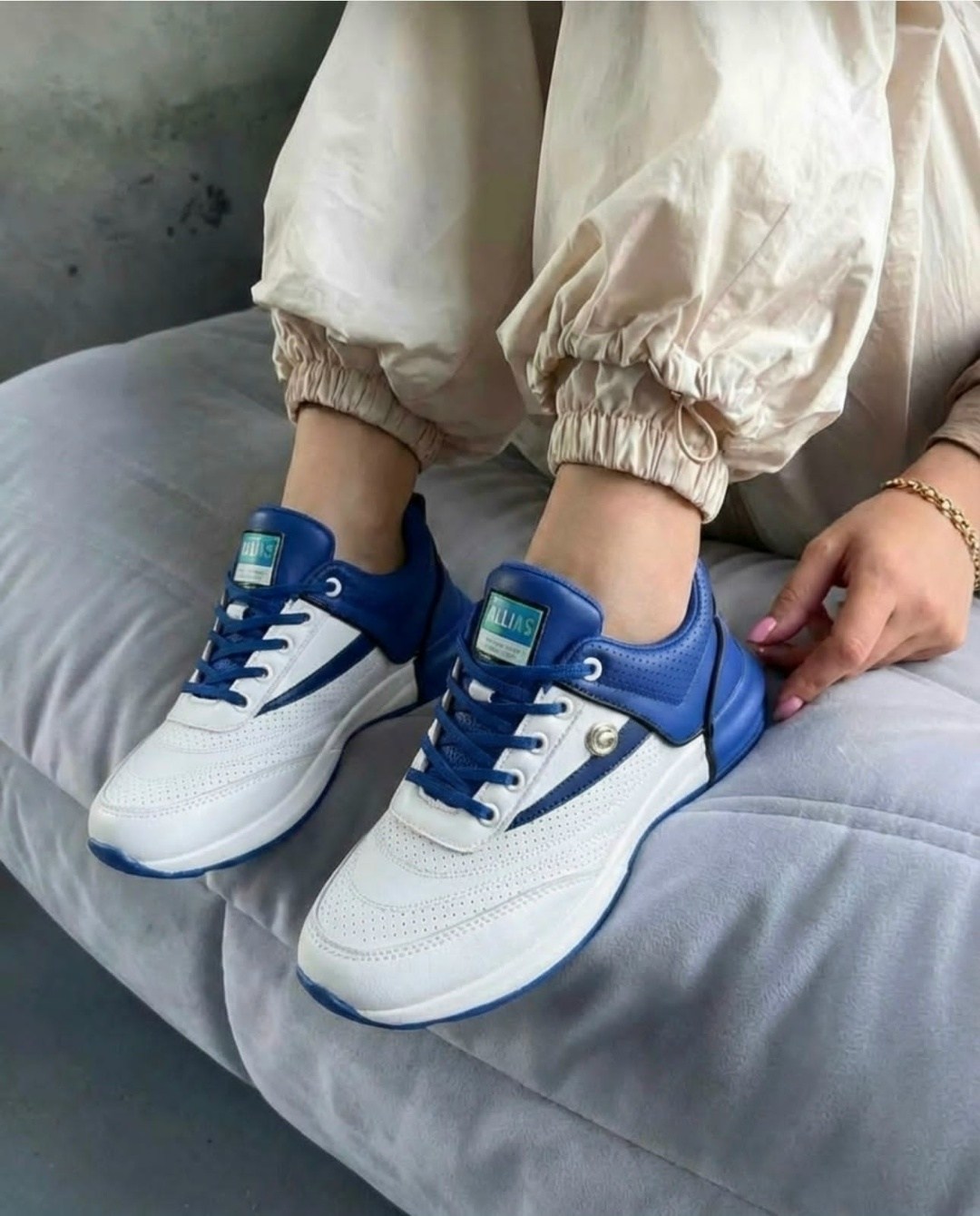 кроссовки женскиe,кроссовки,кроссы женские,спортивные кроссовки,кроссовки модные