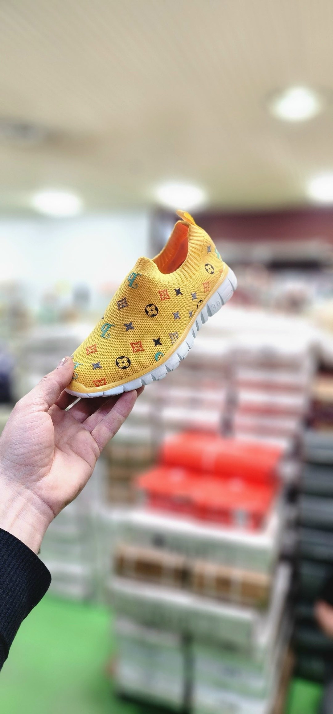 кроссовки дышащие,кроссовки,модные кроссовки,женские кроссовки,кроссовки текстильные