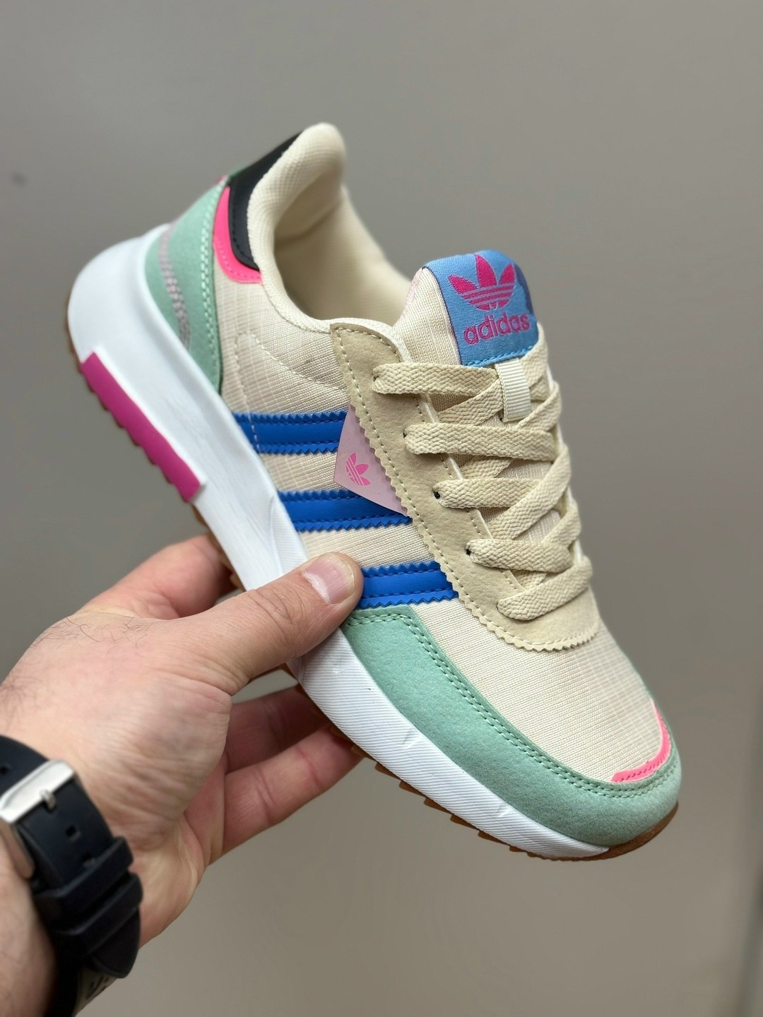 кроссовки мужские adidas,кроссовки adidas,кроссовки адидас,кроссовки adidas retropy,черные кроссовки adidas