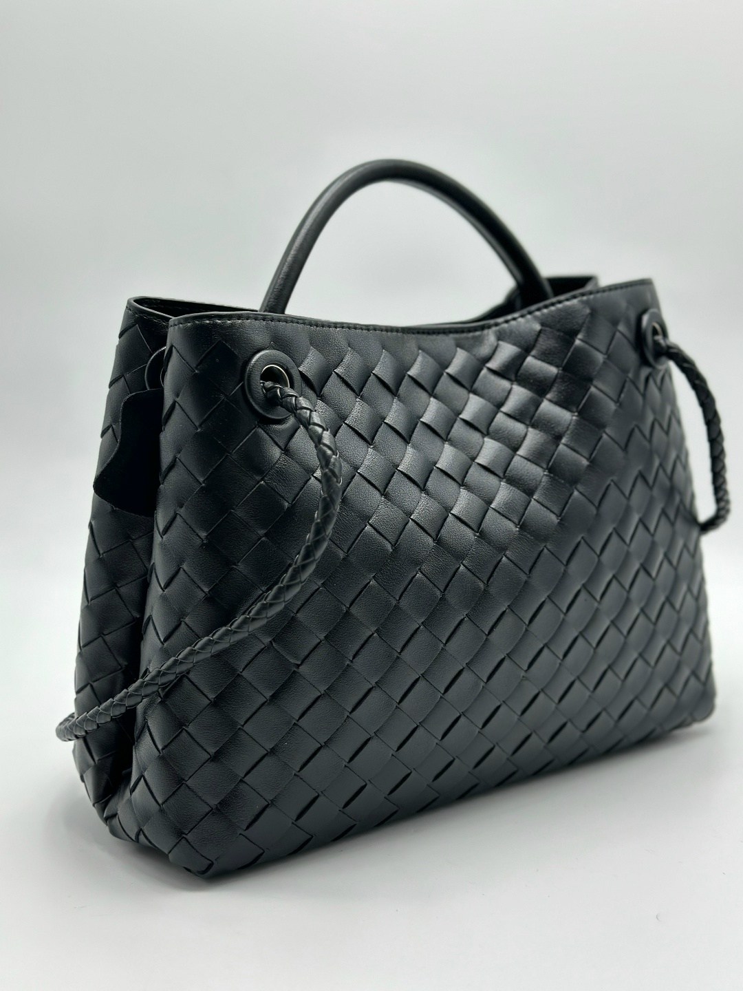 женская сумка bottega veneta,женская черная сумка bottega veneta,сумка bottega veneta,женская сумка,сумка боттега венета