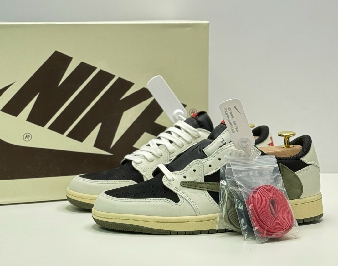 кроссовки travis scott x air jordan 1 low,travis scott jordan 1 low olive,кроссовки nike air jordan 1 travis scott,кроссовки nike air jordan travis scott,кроссовки travis scott x air jordan 1 low og