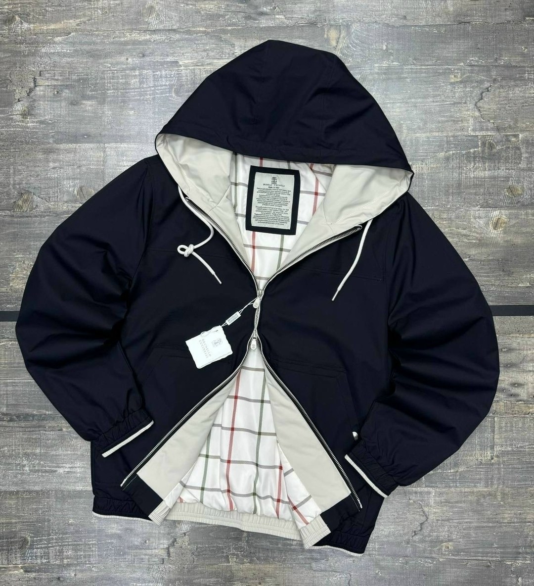 ветровка brunello cucinelli,ветровка мужская верхняя одежда,куртка,куртка мужская,куртка мужскaя демисезонная