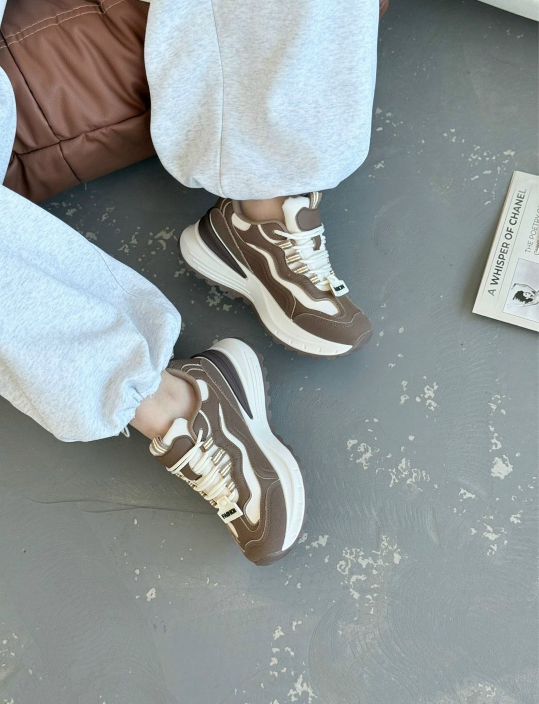 кроссовки женские,массивные кроссовки,,модные кроссовки,повседневные кроссовки