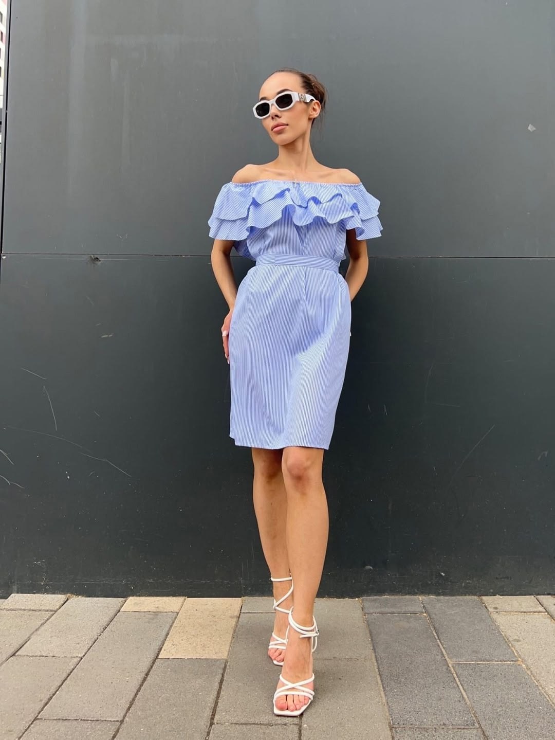 платье женское летнее с открытыми плечами,платье летнее,платье женское летнее с воланами,летние платья с оборками,платье с оборками