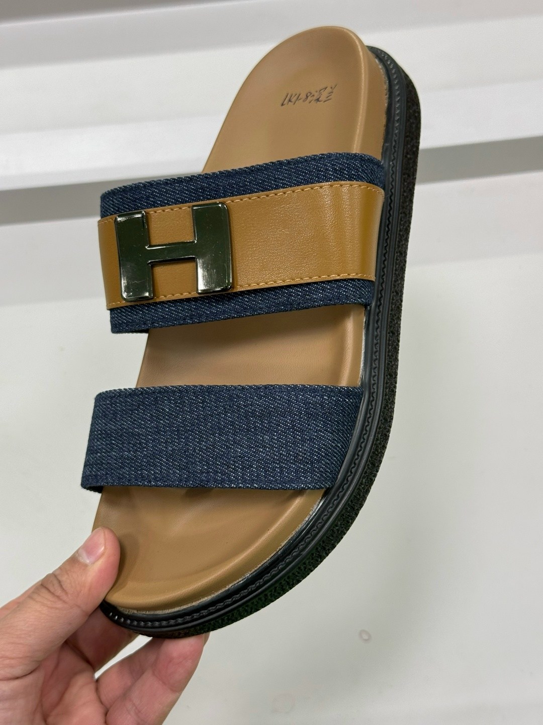 шлепанцы hermes,,шлепки hermes женские,сандалии hermes,шлепки эрмес