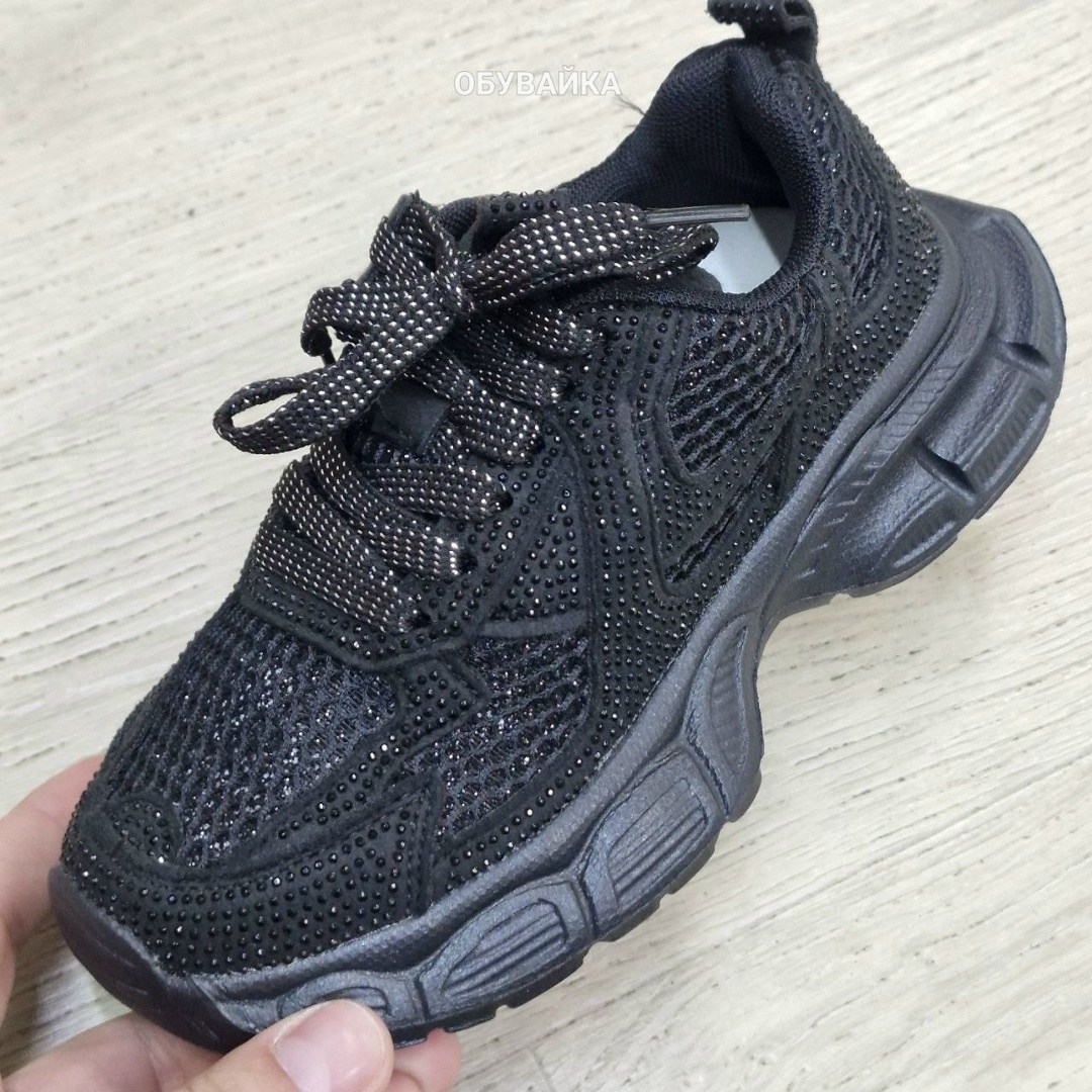 ,женские кроссовки,повседневные кроссовки,кроссовки закрытые,кроссовки