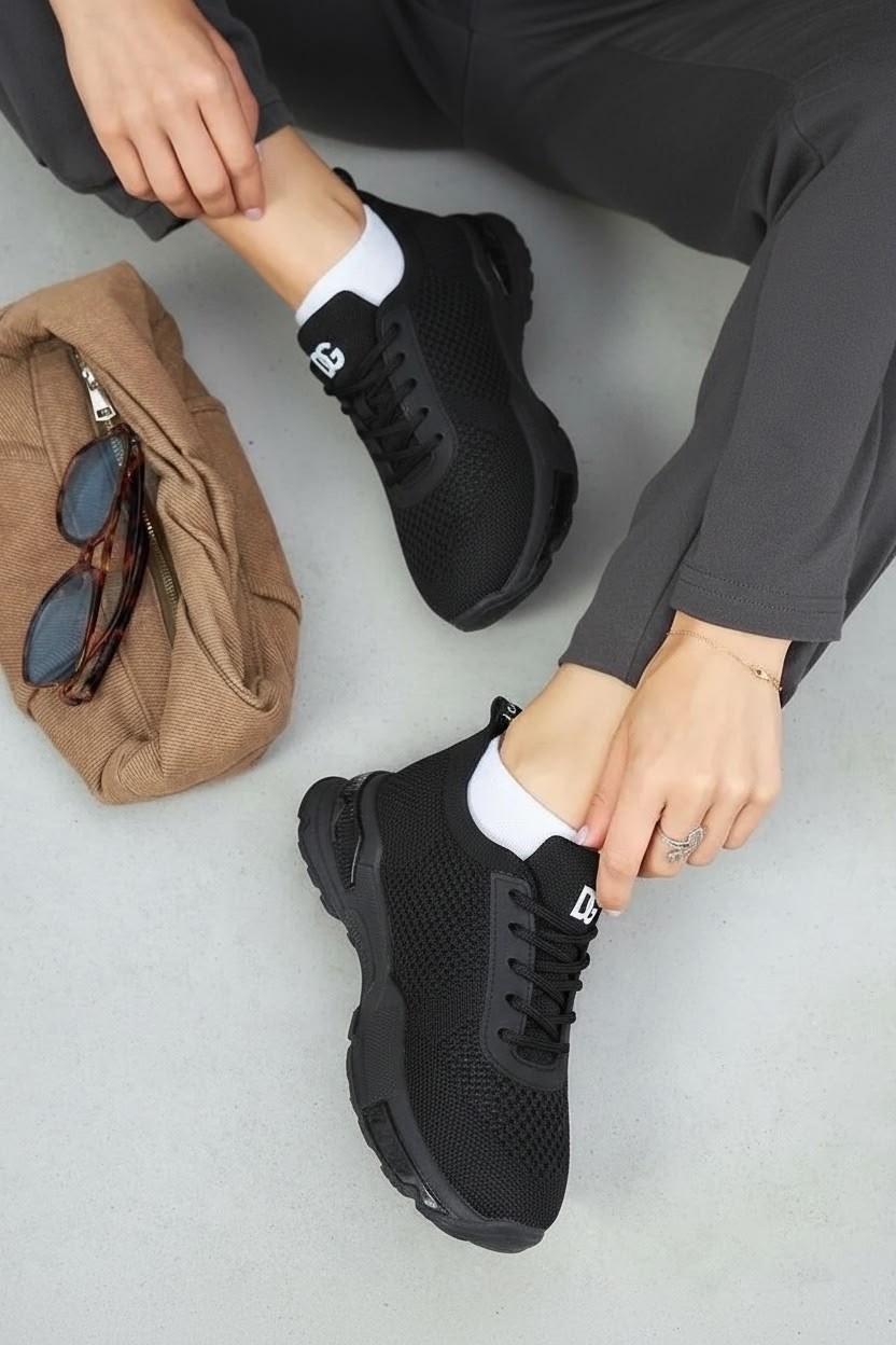 ,женские кроссовки,спортивная ,кроссовки женские черные,кроссовка