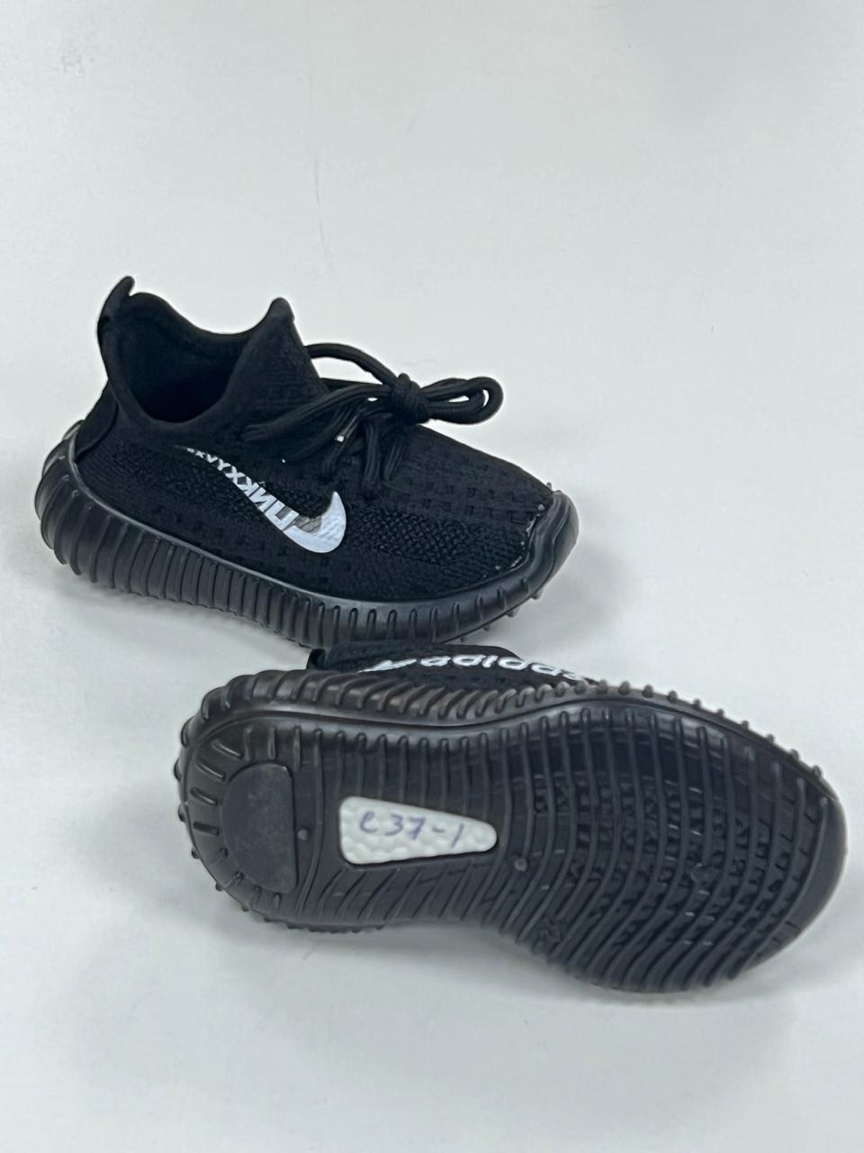 кроссовки изики,детские кроссовки,кроссовки,кроссовки изики для мальчика,кроссовки мальчику