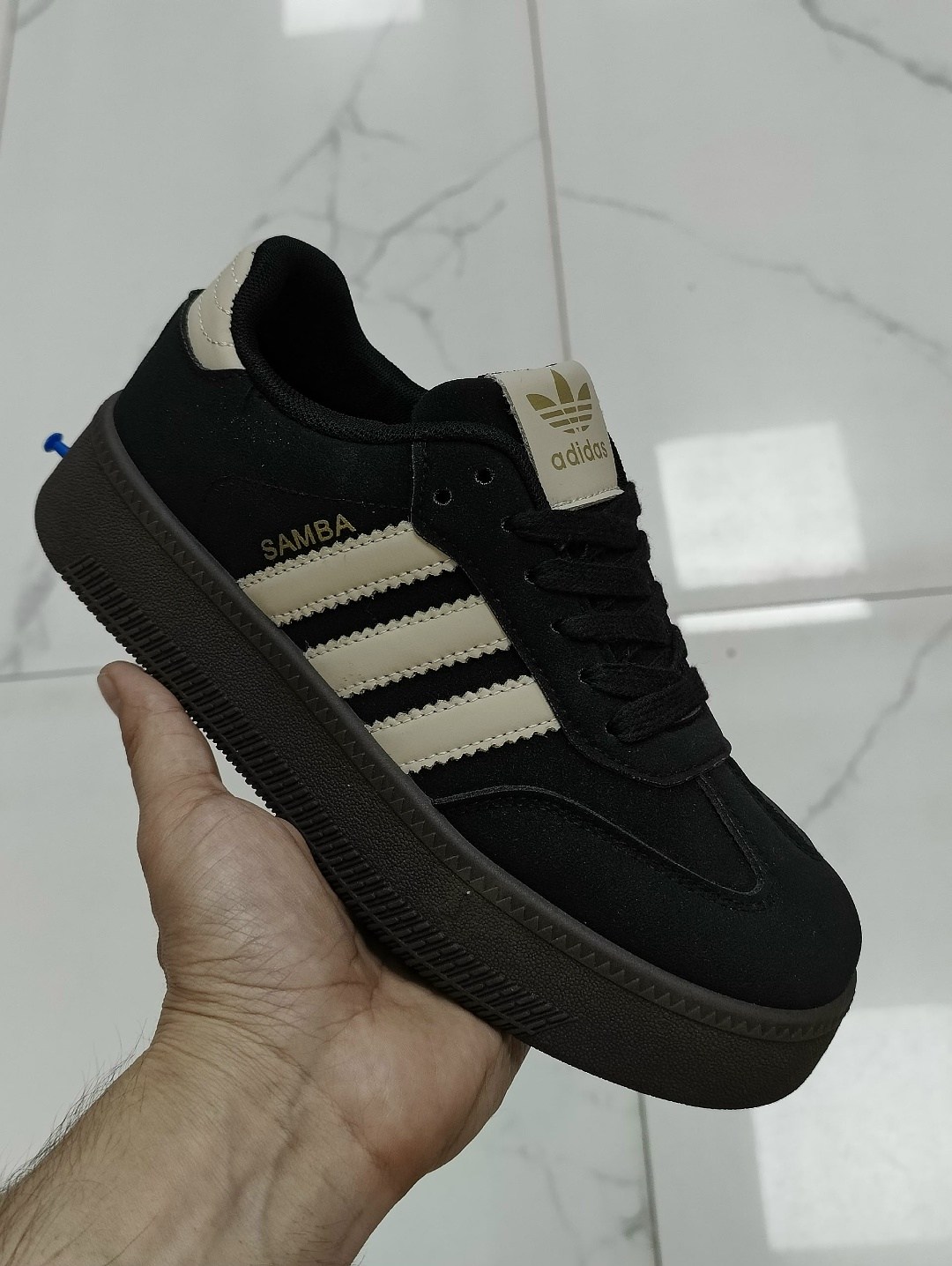 ,кроссовки adidas,кроссовки женские,мужская  кроссовки, женская