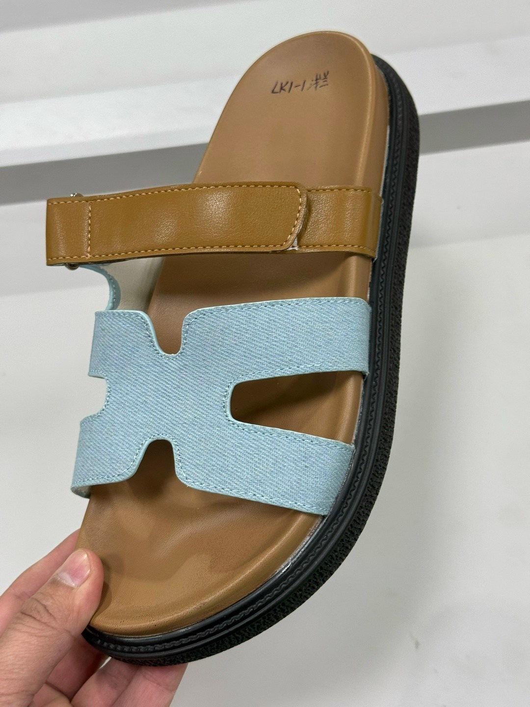 шлепанцы hermes,шлепки hermes,шлепанцы hermes chypre,шлепки hermes женские,сандалии hermes