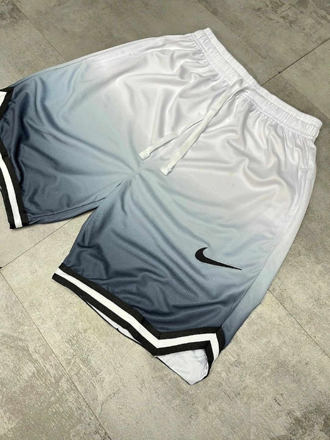 мужские спортивные шорты nike,шорты мужские спортивные,шорты мужские nike,баскетбольные шорты nike,шорты баскетбольные