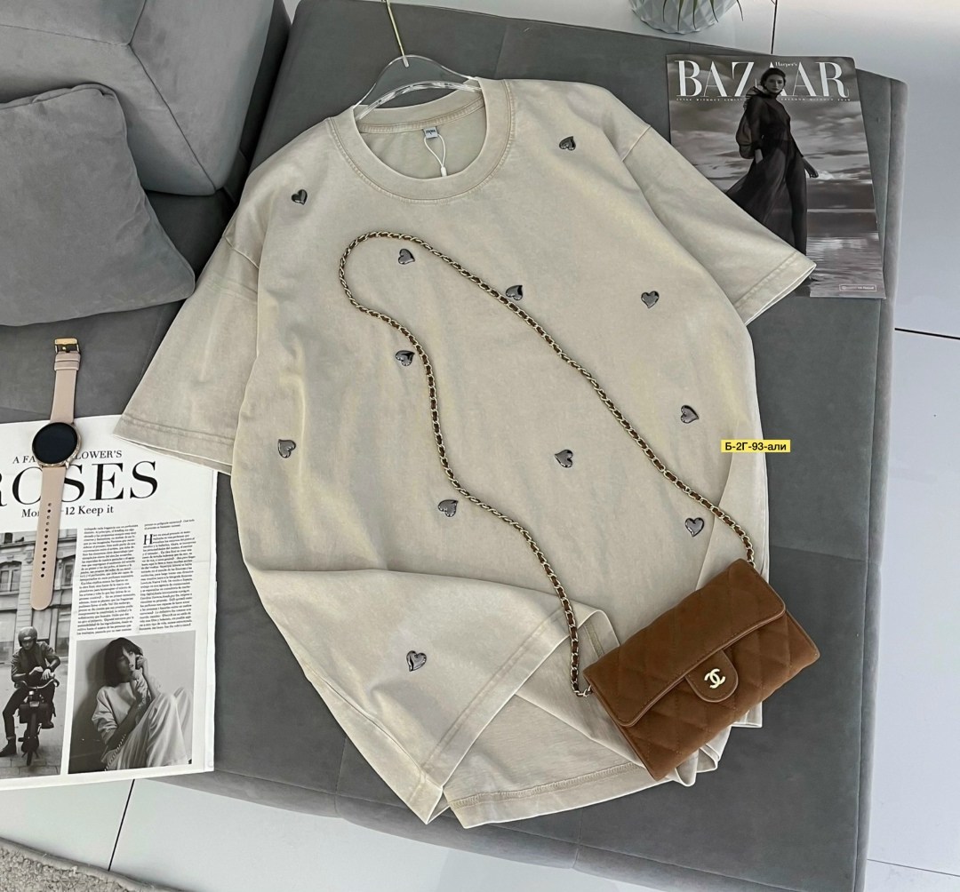 футболка женская варенка оверсайз,футболочка в стиле оверсайз,женская футболка оверсайз,футболка оверсайз со стразами камнями серая mesale,футболка оверсайз со стразам