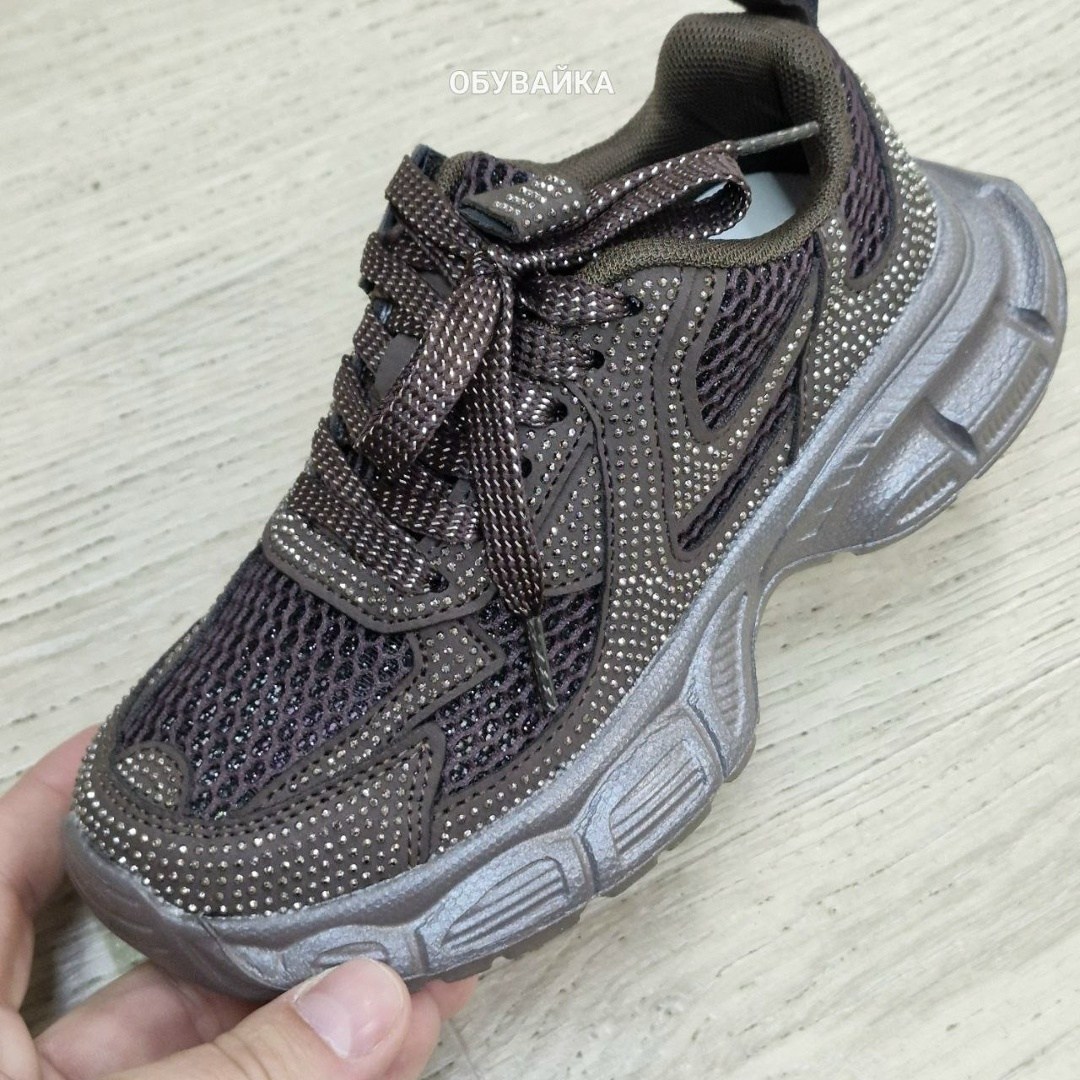 ,женские кроссовки,повседневные кроссовки,кроссовки закрытые,кроссовки