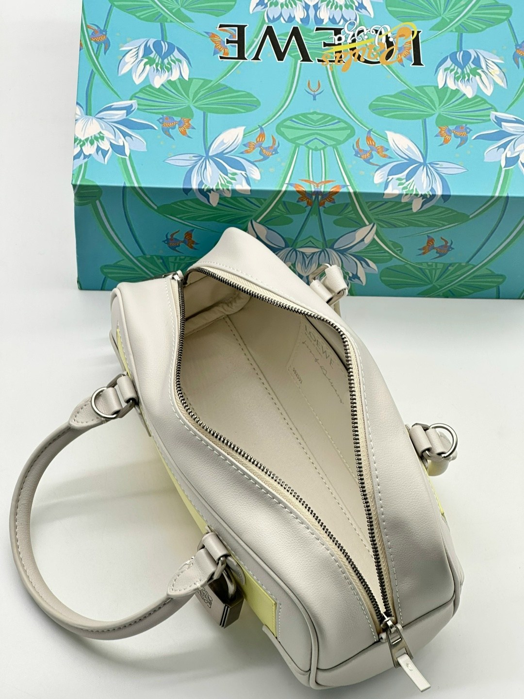 loewe сумка,сумка,сумки женская,сумка женская брендовая,брендовые сумочки