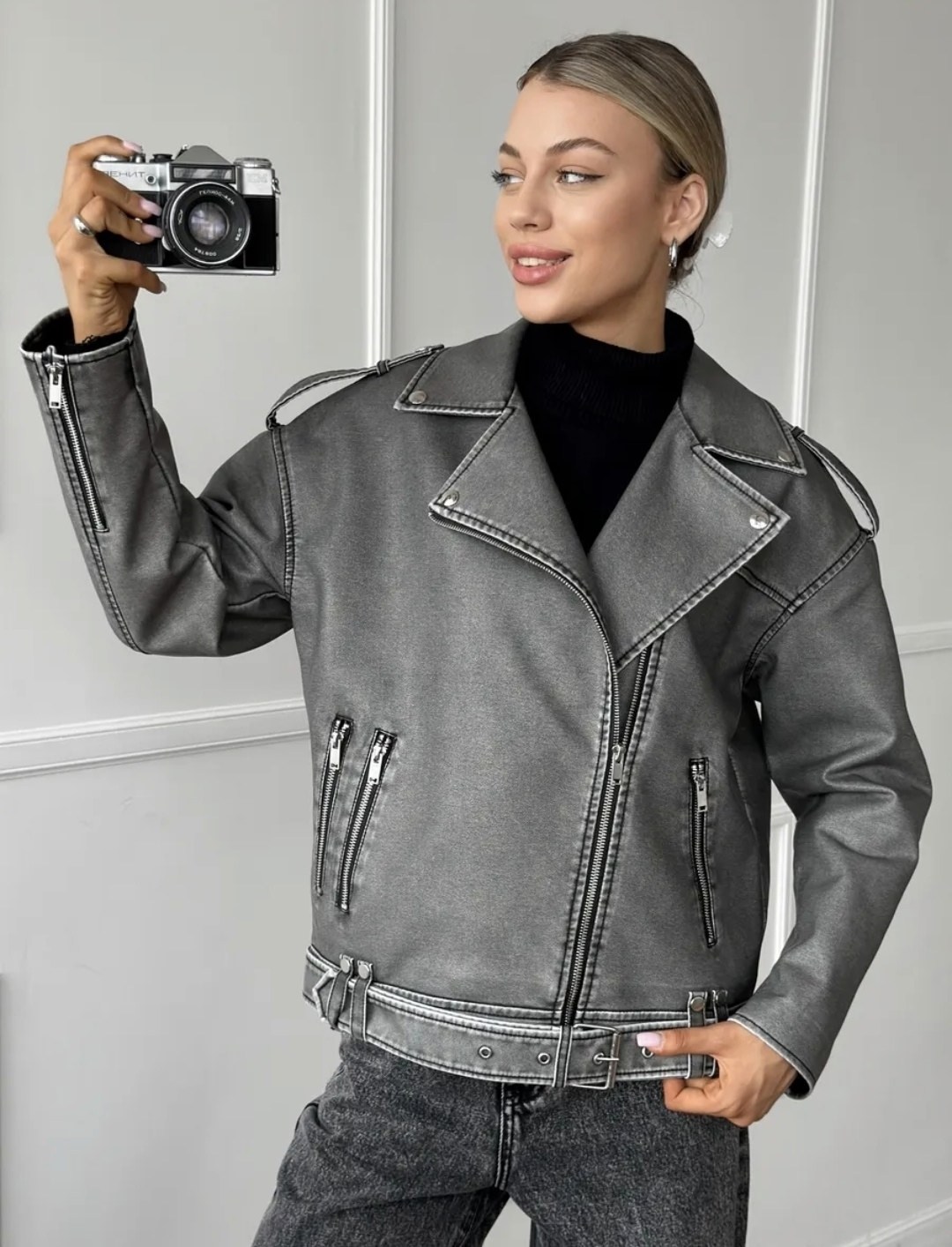 косуха винтажная куртка кожаная oversize серая monyken,косуха серая винтажная куртка кожаная оверсайз aftfbasic,косуха куртка,косуха кожаная куртка оверсайз демисезонная,женская куртка косуха