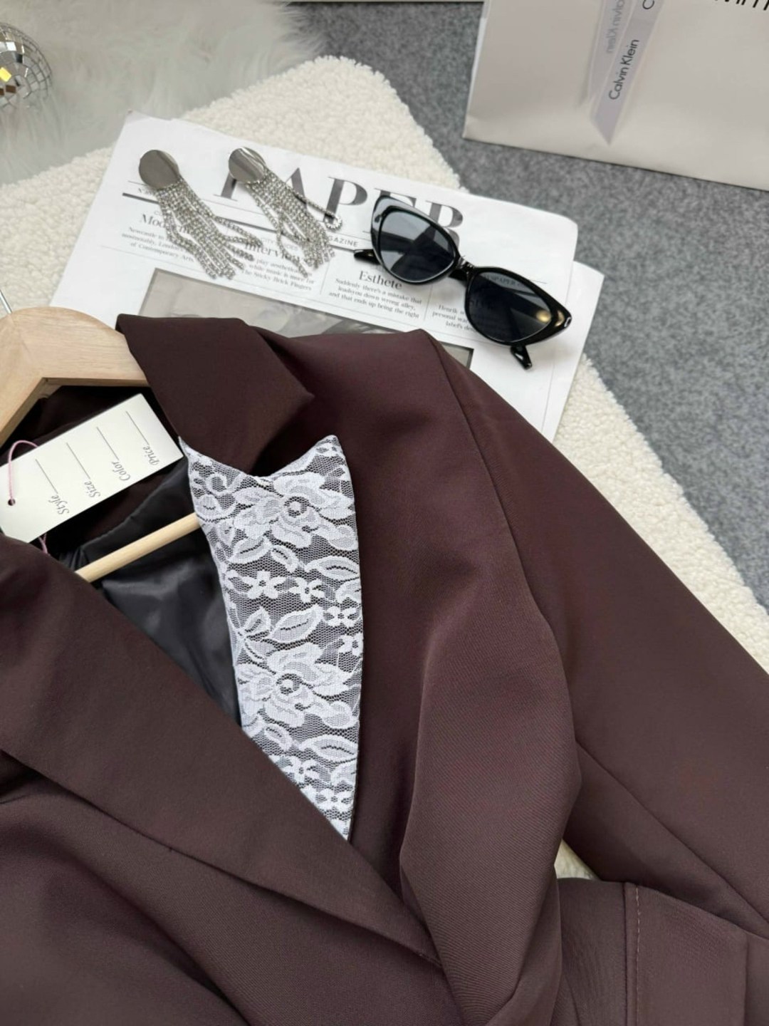 стильный наряд,одежда стильная,женские наряды,белые костюмы,модная блузка