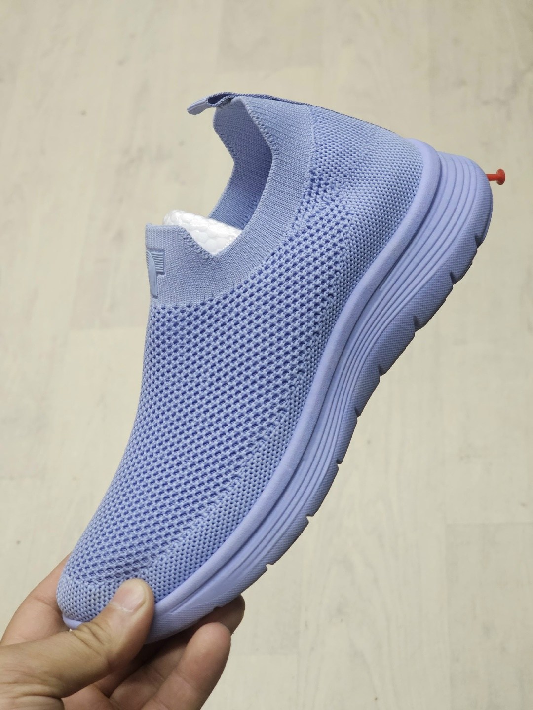 ,женские кроссовки, спортивная,женские слипоны, женская