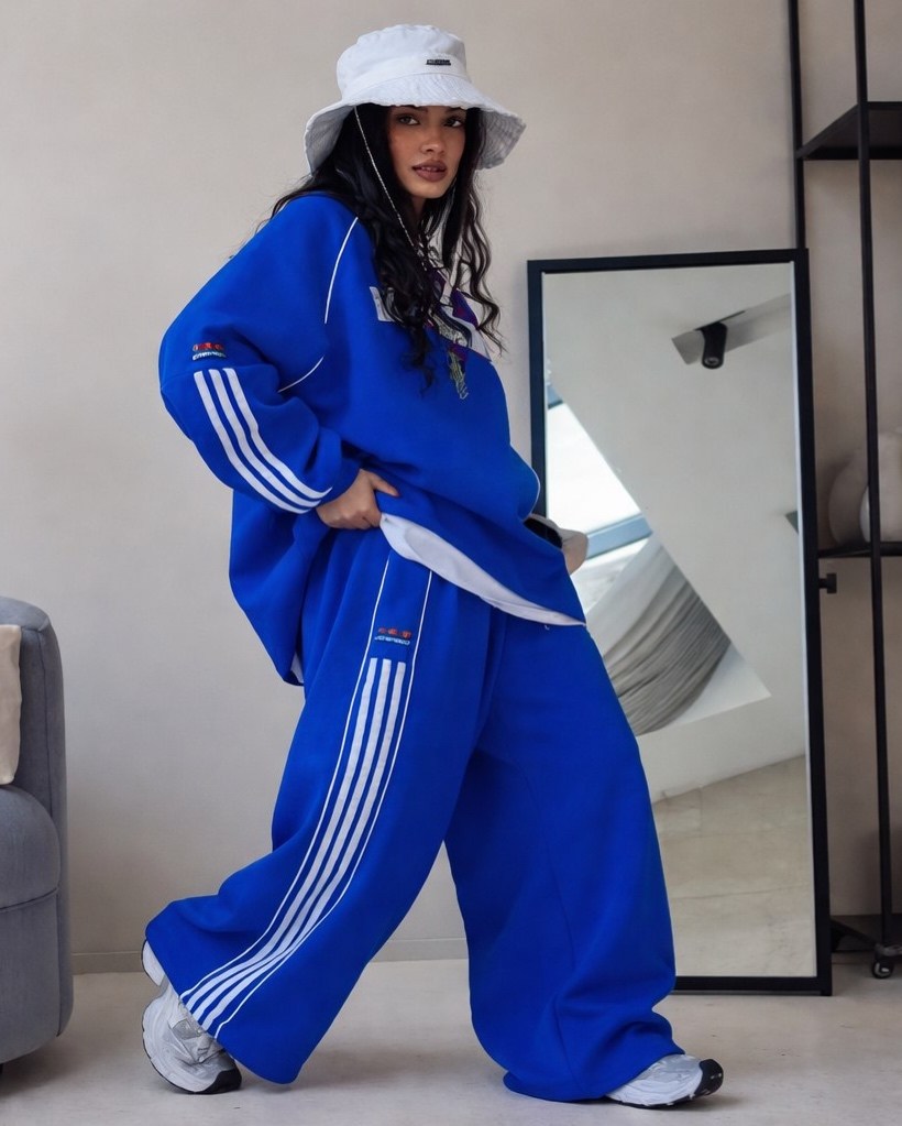 спортивный костюм женский,спортивный костюм,женский костюм,костюм стильный,спортивный костюм спортивные костюмы