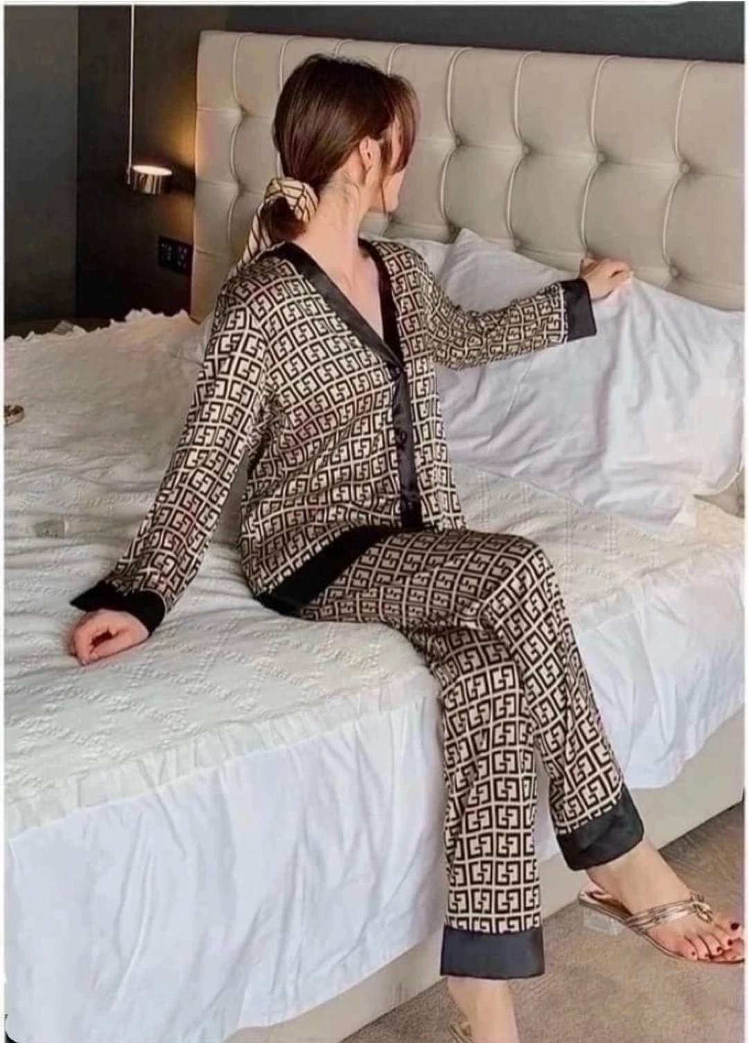 пижама шелковая фенди,домашняя одежда пижама,женская пижама,женская шелковая пижама со штанами и рубашкой,домашняя пижама женская