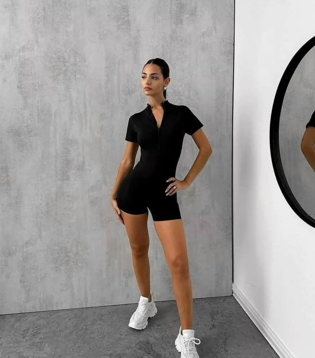 женские комбинезоны,комбинезон женский спортивный,женская спортивная одежда,спортивный комбинезон,комбинезон