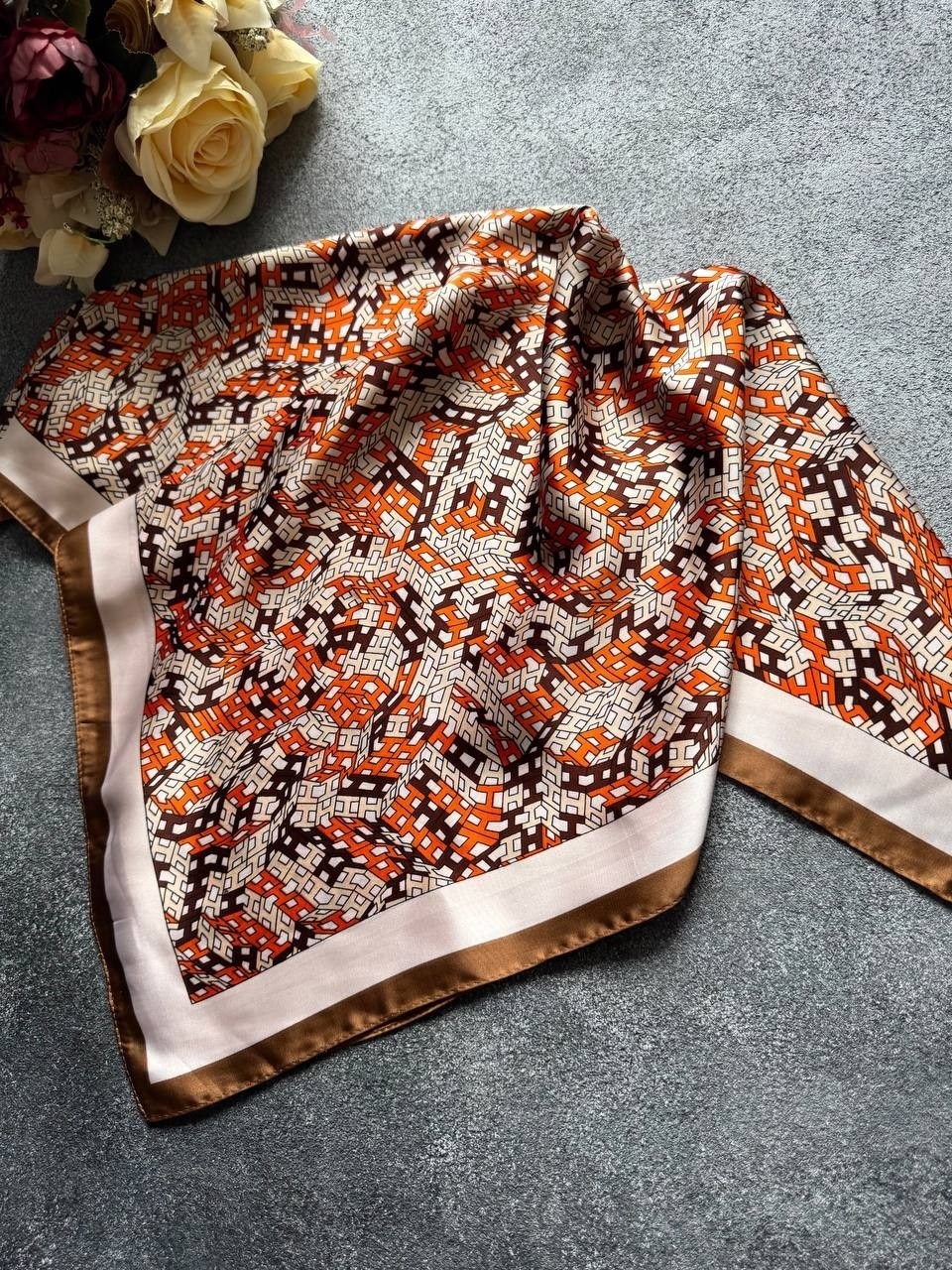 шелковый платок,шелковый шарф,женский шелковый шарф,брендовый платок,шелковый платок женский