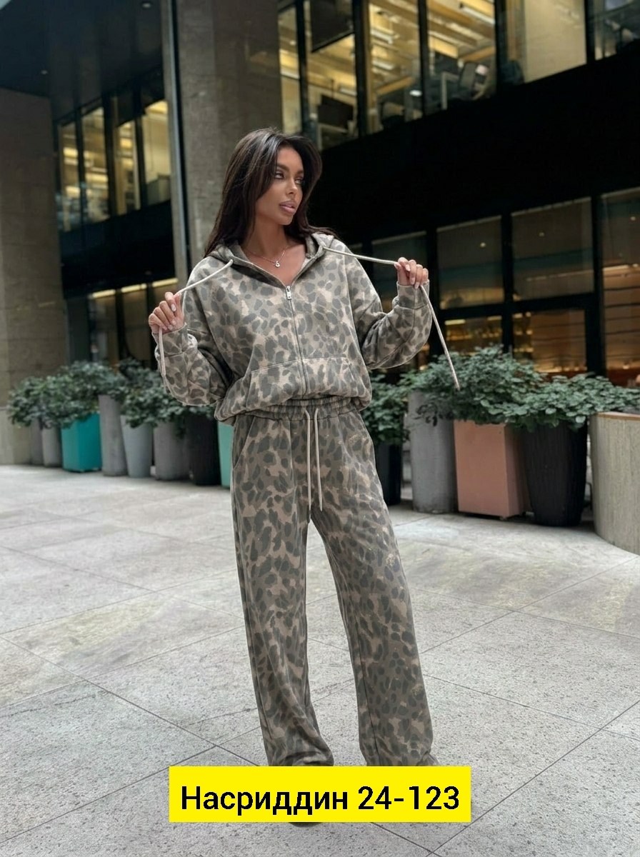 спортивный костюм женский с леопардовым принтом,спортивный костюм теплый леопардовый majiko,спортивный костюм женский теплый леопардовый majiko,костюм женский леопардовый,спортивный костюм теплый брюч