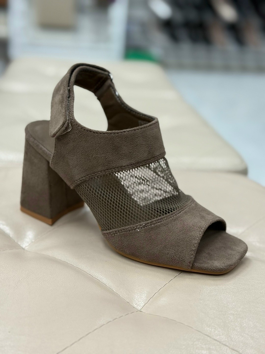 босоножки женские,модные босоножки,босоножки на каблуках,высокие босоножки,