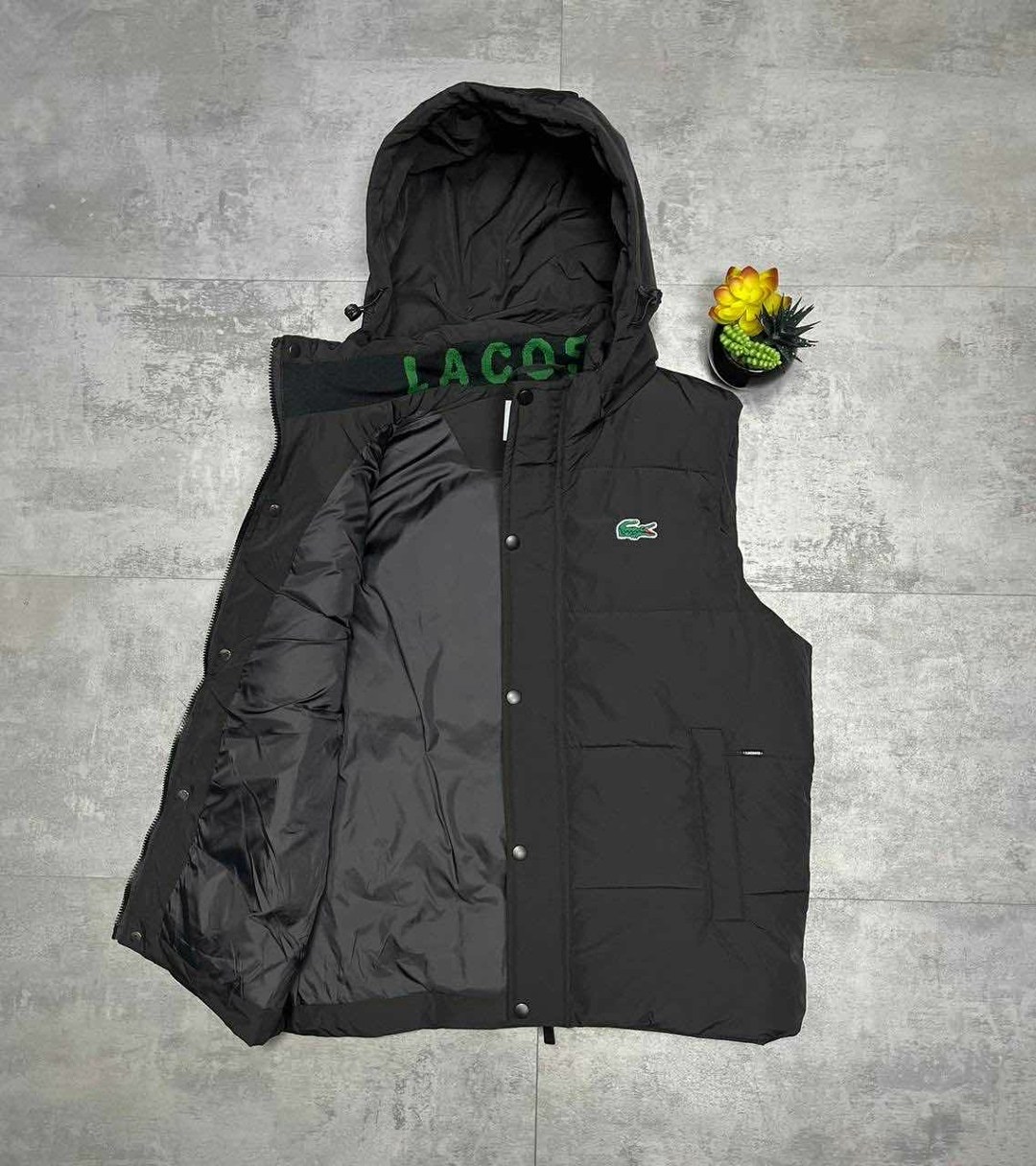 жилетка спортивная,жилетка мужская,жилет мужской,жилет lacoste,жилетка