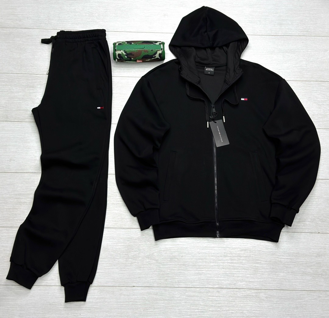 спортивный костюм tommy hilfiger,мужской спортивный костюм на флисе tommy hilfiger,спортивный костюм kiton,мужской спортивный костюм,спортивный костюм