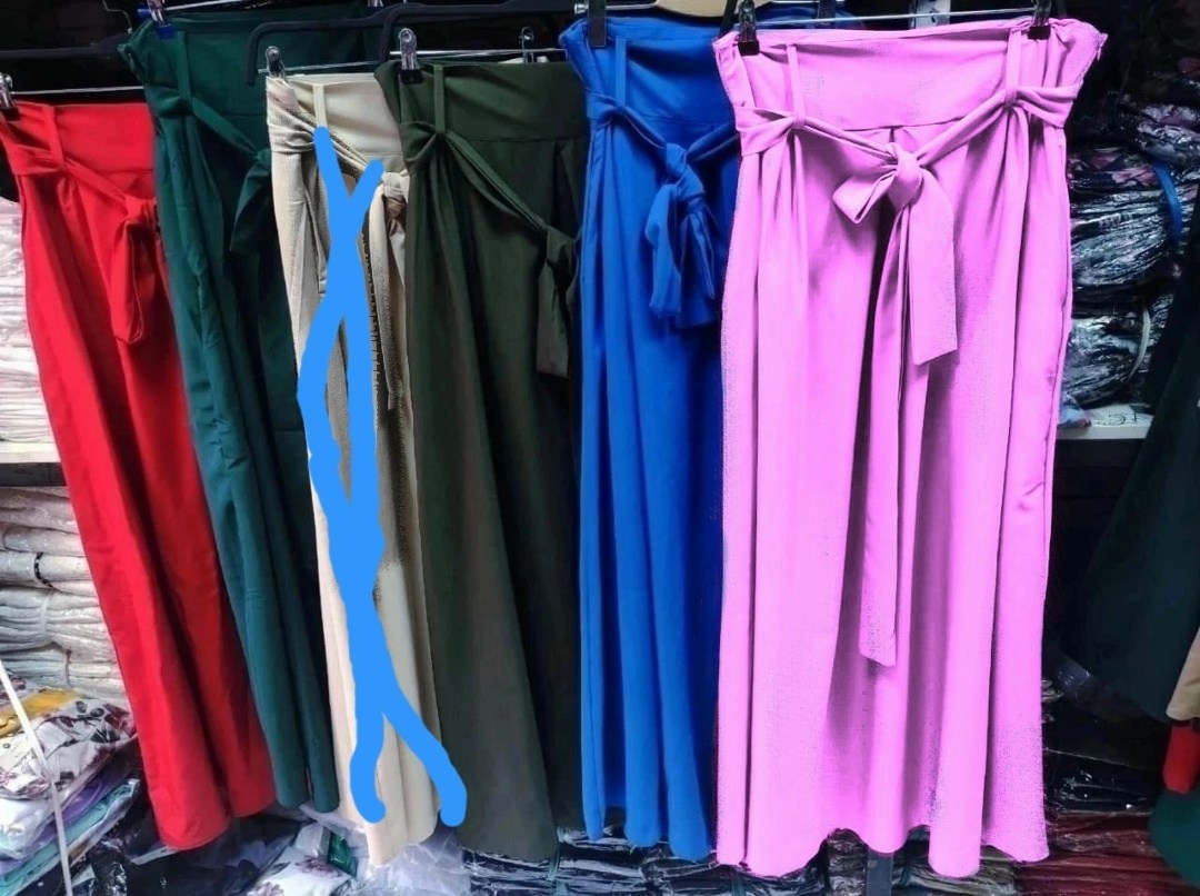 брючный костюм,модные брюки,классические брюки,брюки женские,костюмные брюки с поясом