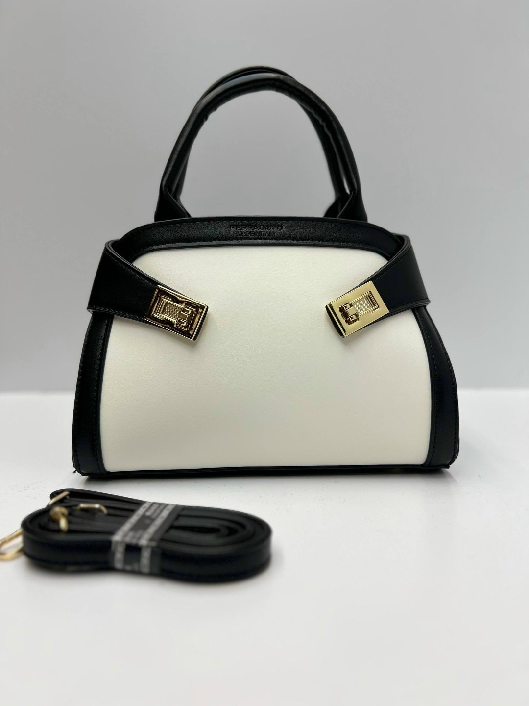 сумка,женская сумка,сумка ferragamo,бежевая сумка,сумка фенди оригинал