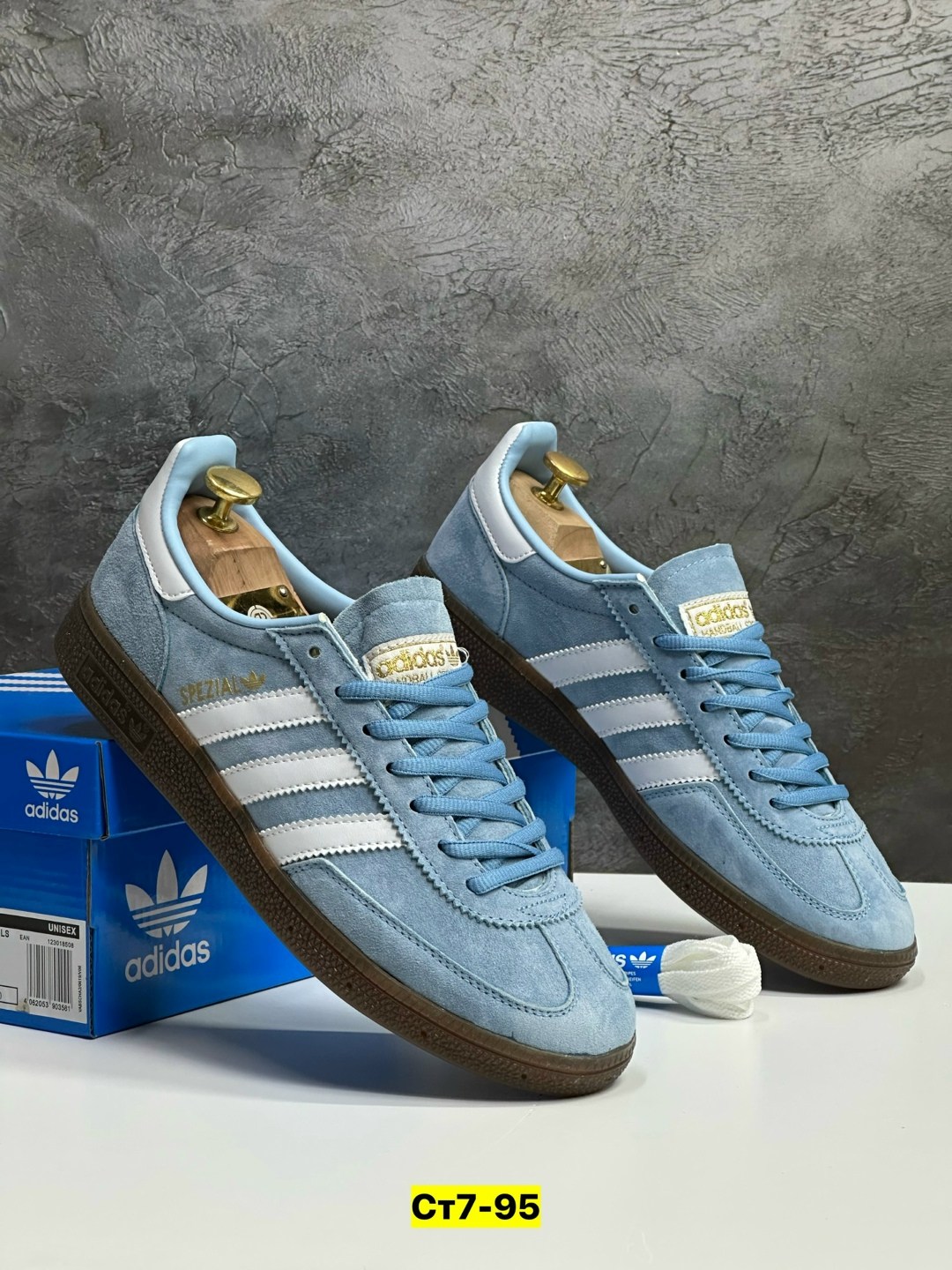 кроссовки adidas spezial,кроссовки adidas spezial голубые,кроссовки adidas,кроссовки мужские женские adidas,adidas spezial