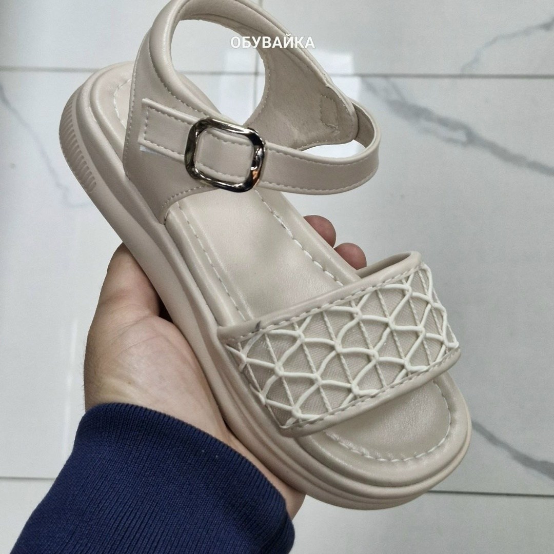 сандалии,сандалии для девочек,сандалии модные,сандали,сандалии нарядные