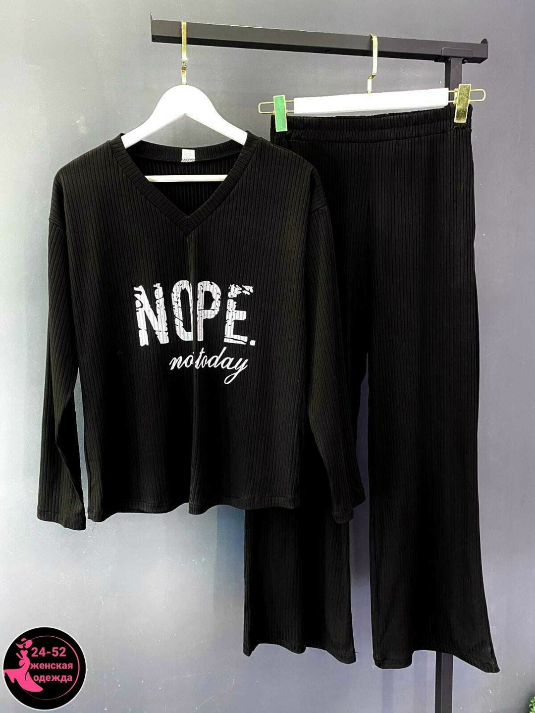 брючный костюм,трикотажные костюмы,трикотажный костюм женский,женские костюмы,костюм с брюками