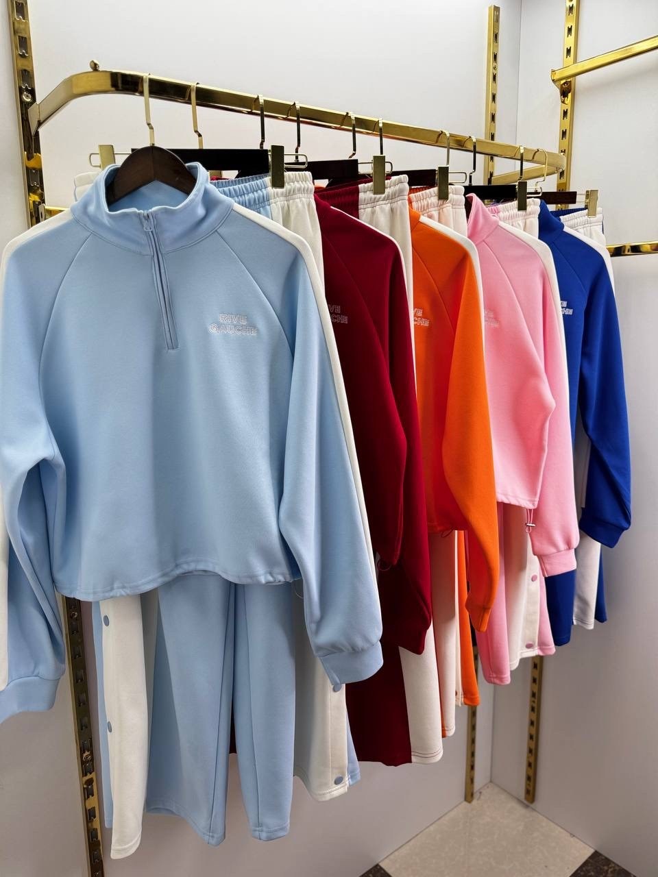 стильные костюмы,женский спортивный костюм,женский костюм,спортивный костюм,костюм