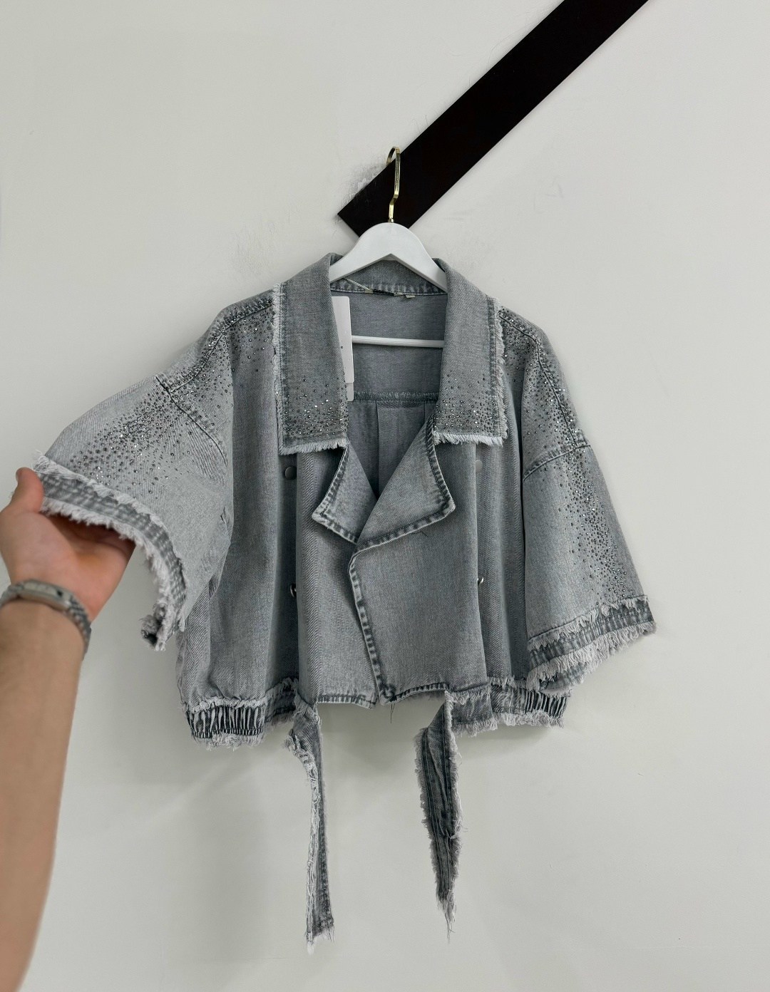 женские джинсовые куртки,джинсовая куртка,джинсовая куртка диор,джинсовая куртка повседневная,женская джинсовая куртка с заклепками