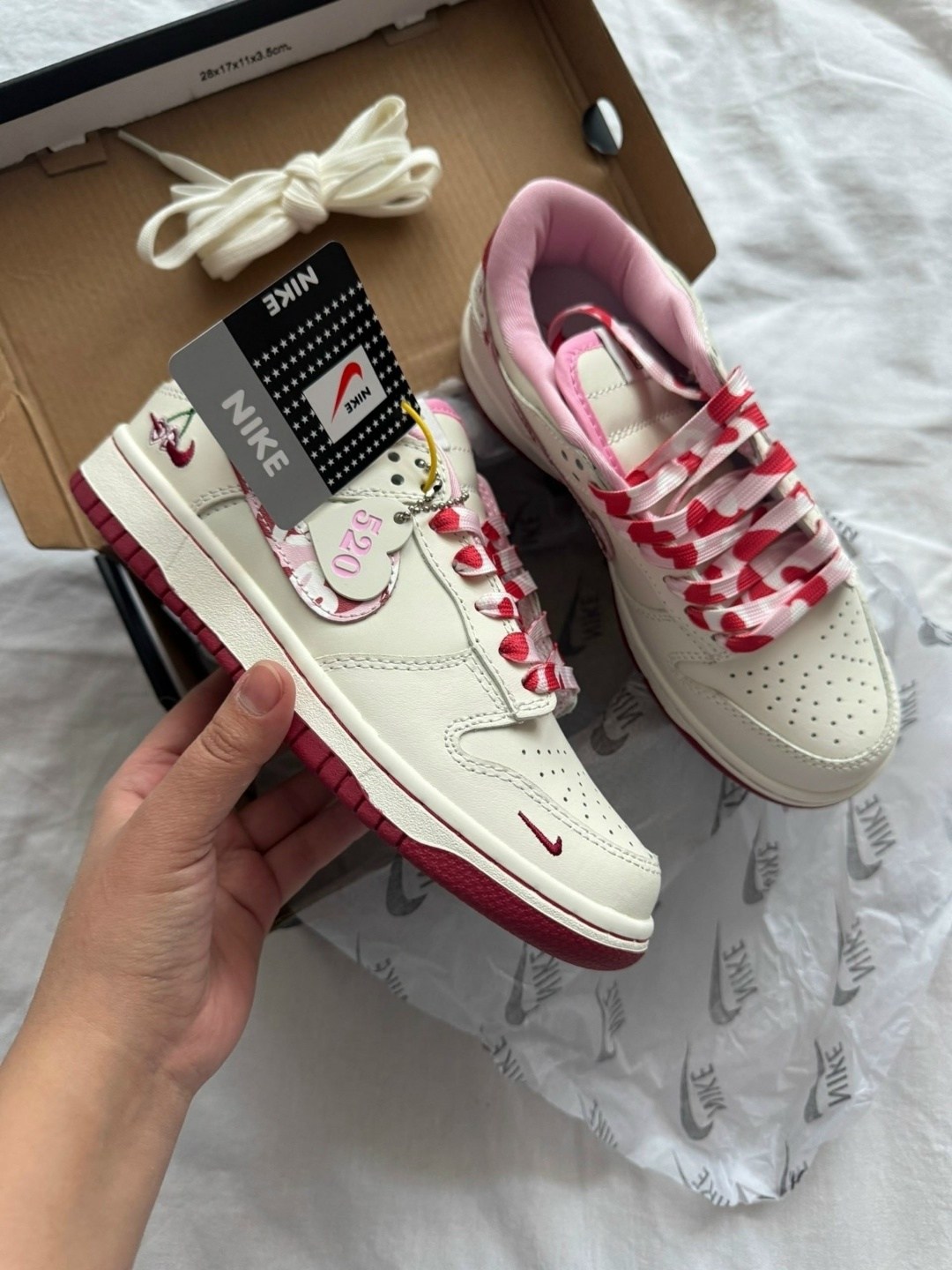 кроссовки,лимитированные кроссовки,кроссовки nike dunk,оригинальные кроссовки,женские кроссовки