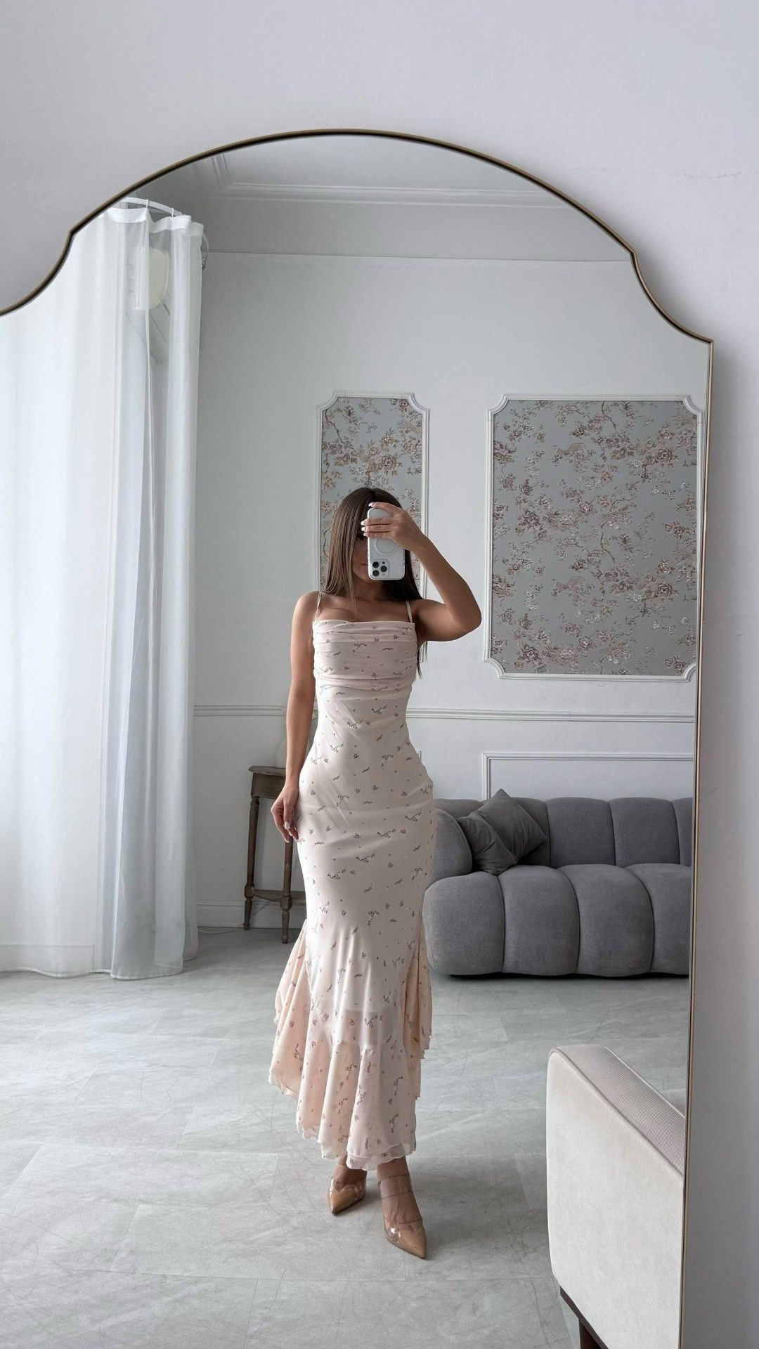 платье,платье летнее,платье модное,платье стильное,вырез платья