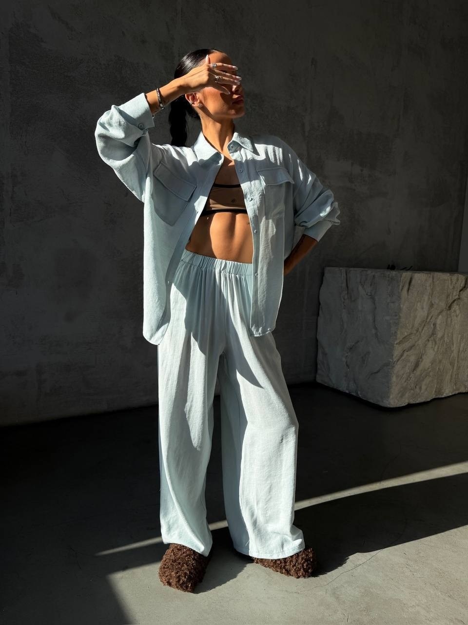 костюм женский льняной летний комплект рубашка и брюки бежевый,брючный костюм,стильные костюмы,льняной костюм с брюками,костюм молочный