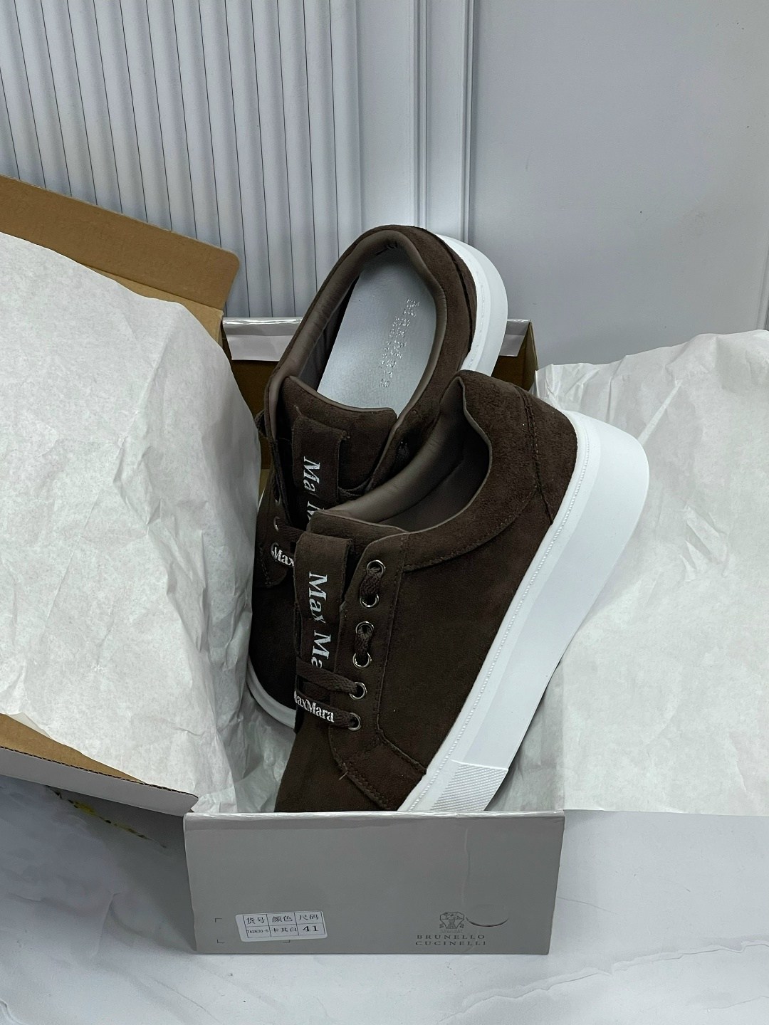 ,серые замшевые кеды,замшевые кеды,женские кроссовки,кеды женски