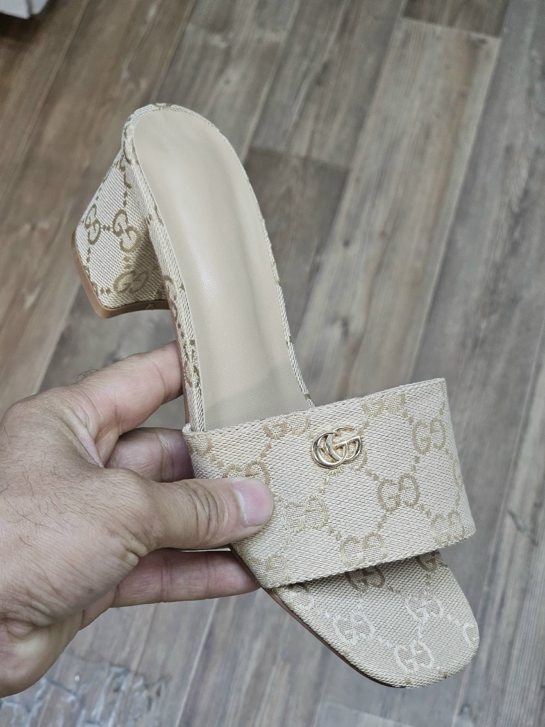 босоножки луи виттон,,сандалии модные,каблуки босоножки,женские босоножки