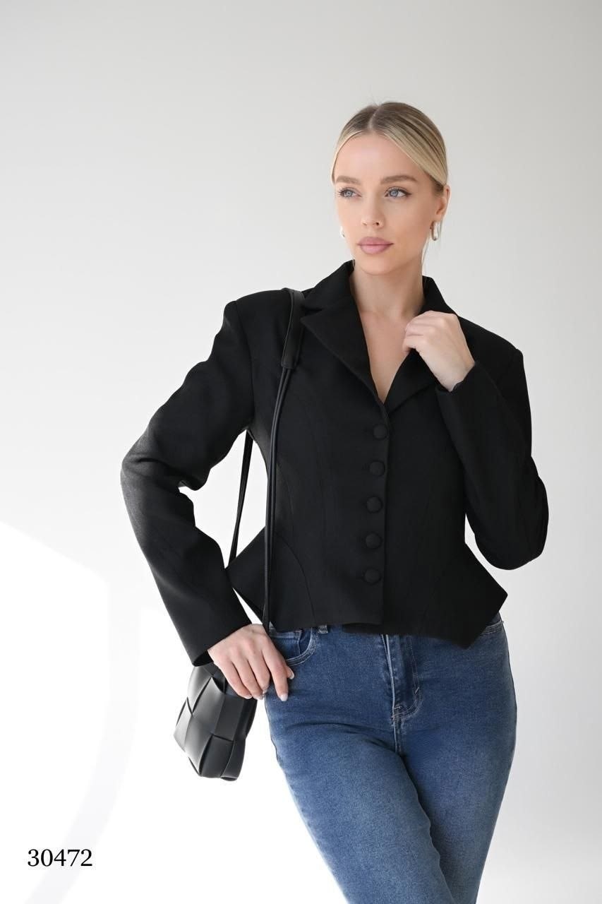 жакет,жакет с баской,красный жакет,пиджак александр маккуин,женские жакеты