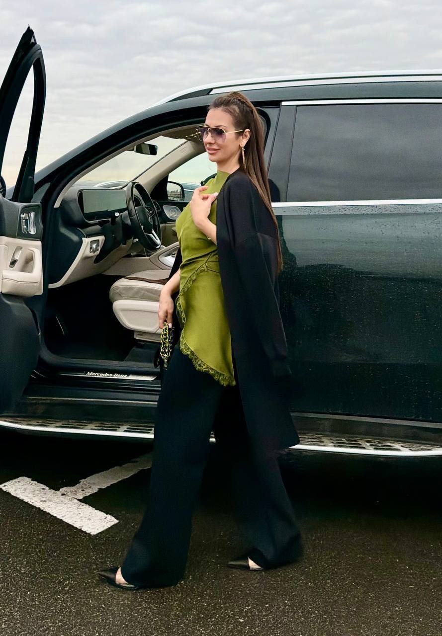 шпакова анна,анна грачевская,девушка,лилия дарчиева,костюм с брюками