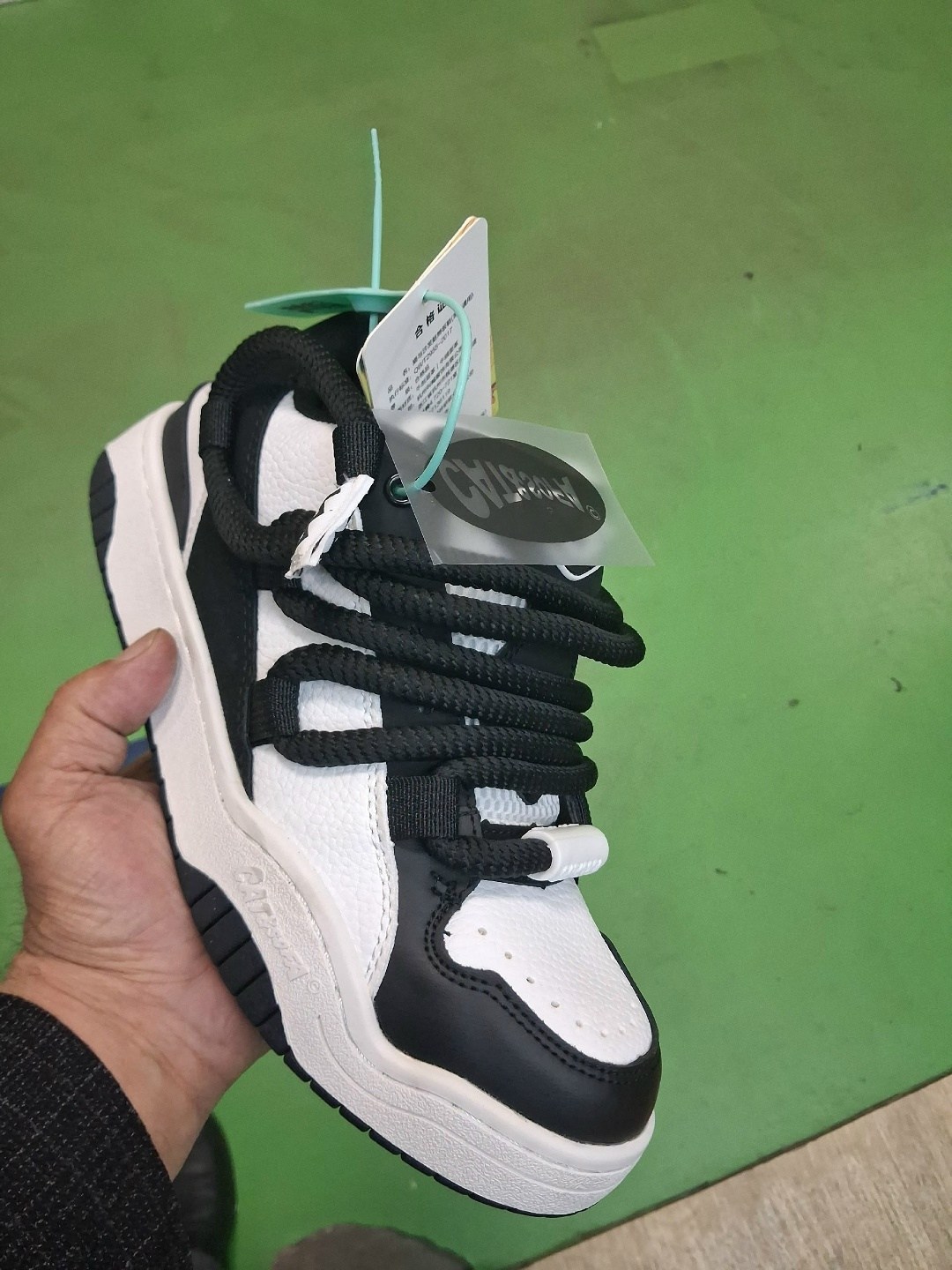 кроссовки,кроссовки удобные,женские кроссовки,,оригинальные кроссовки