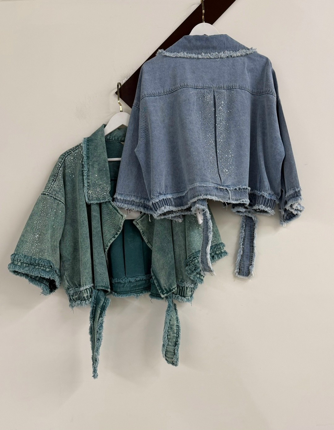 женские джинсовые куртки,джинсовая куртка,джинсовая куртка диор,джинсовая куртка повседневная,женская джинсовая куртка с заклепками