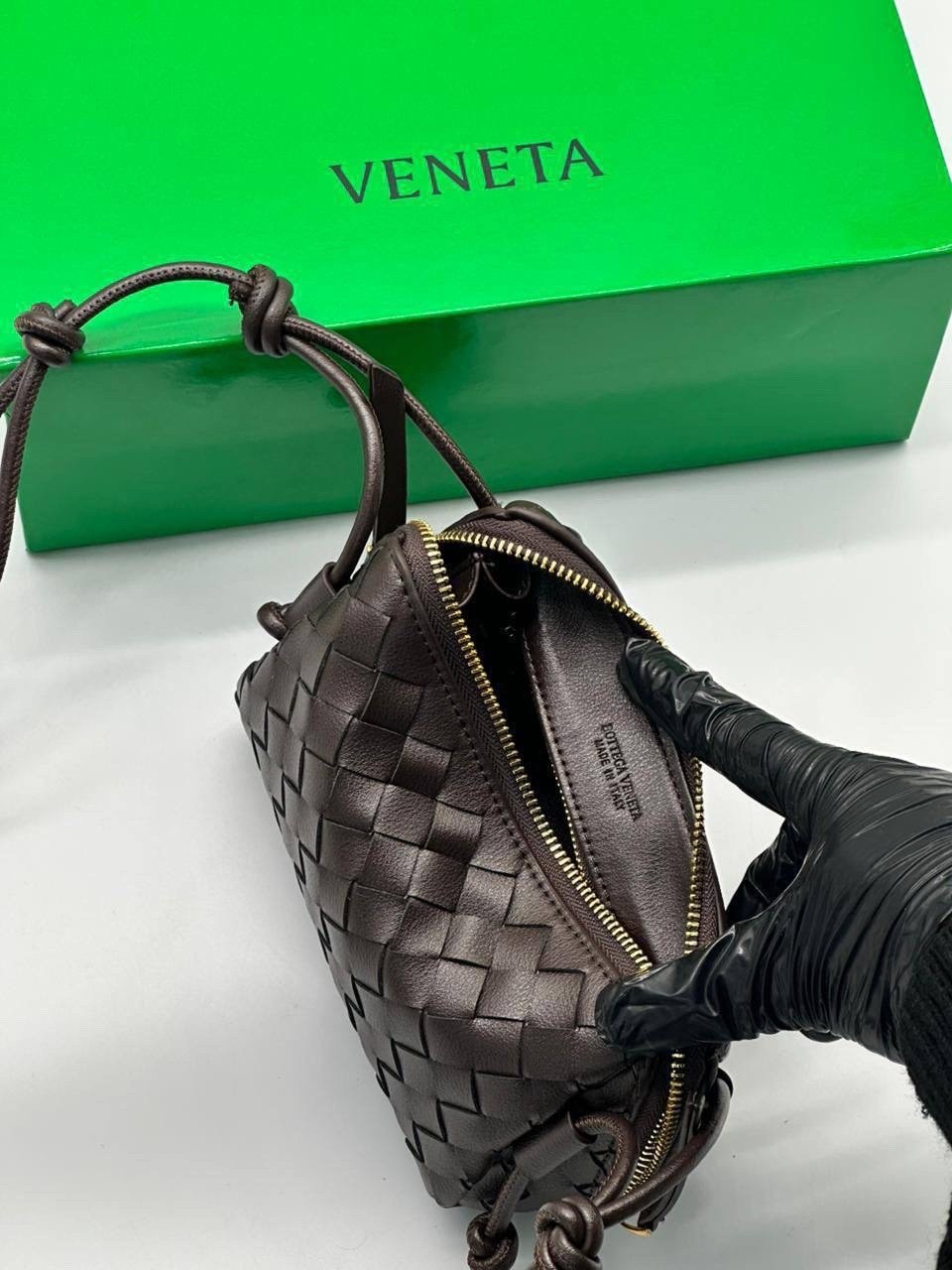 сумка bottega veneta женская,сумка bottega veneta,сумка на плечо bottega veneta,сумка bottega,сумка bottega veneta mini jodie