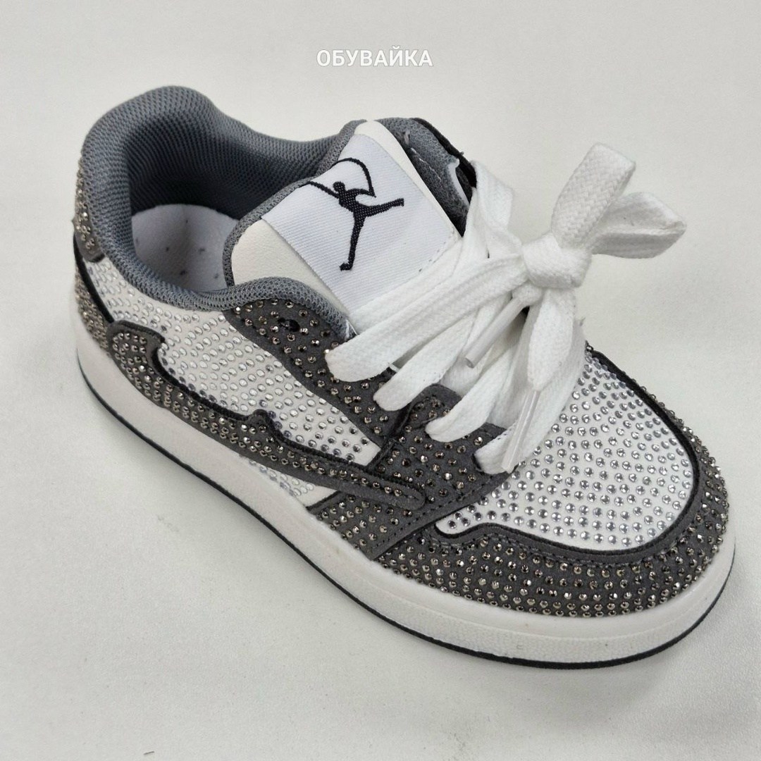 кроссовки мальчику,кроссовки,брендовая ,кроссовки со стразами,детские кроссовки