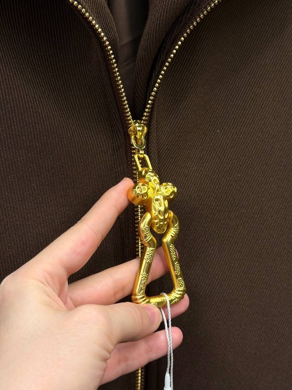 оверсайз толстовка,брендовые куртки,кофта женская,стильная куртка,куртка женская