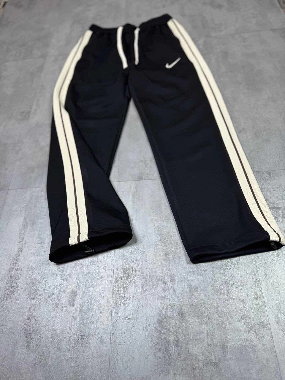 спортивные штаны nike,спортивные штаны nike мужские,спортивные штаны,мужские спортивные штаны,спортивные брюки