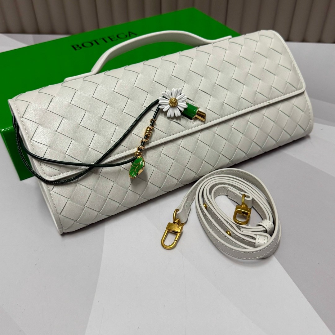 женский кожаный клатч bottega veneta andiamo черный,женская сумка bottega veneta,клатч bottega veneta,bottega veneta сумка,клатч bottega veneta andiamo